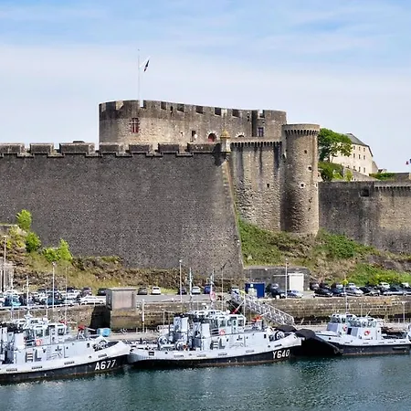 Confort Et Charme En Plein Brest, Vue Sur La Rade Brest