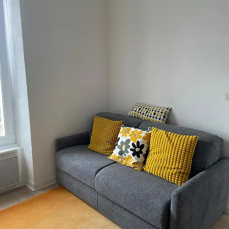 Confort Et Charme En Plein Brest, Vue Sur La Rade *