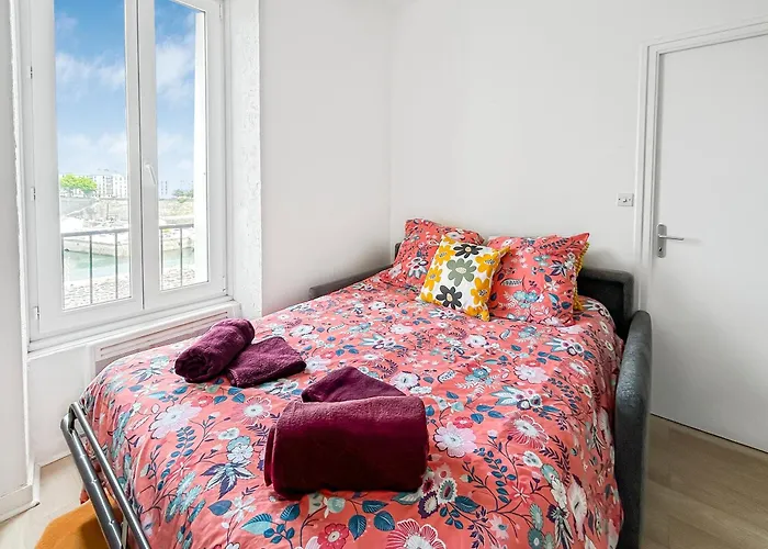 Confort Et Charme En Plein Brest, Vue Sur La Rade بريست