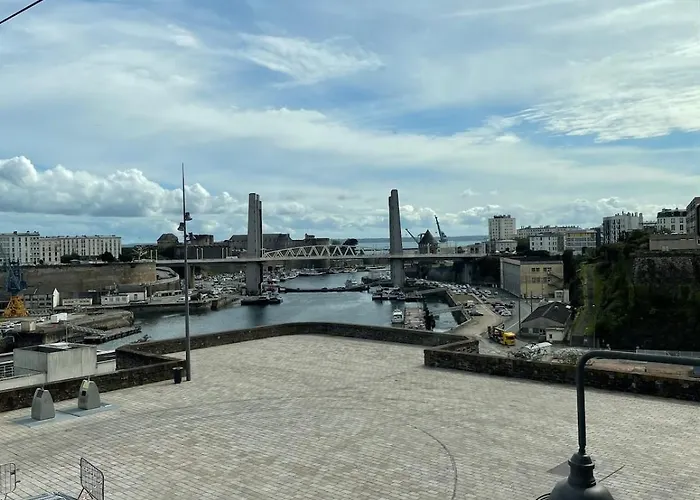 شقة Confort Et Charme En Plein Brest, Vue Sur La Rade بريست
